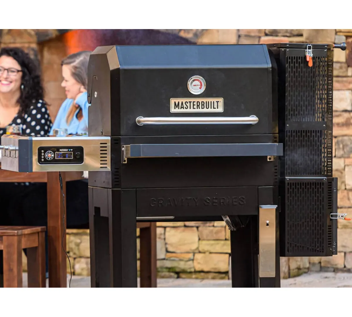 Masterbuilt Gravity Serisi 1050 Dijital Kömürlü Smoker Barbekü