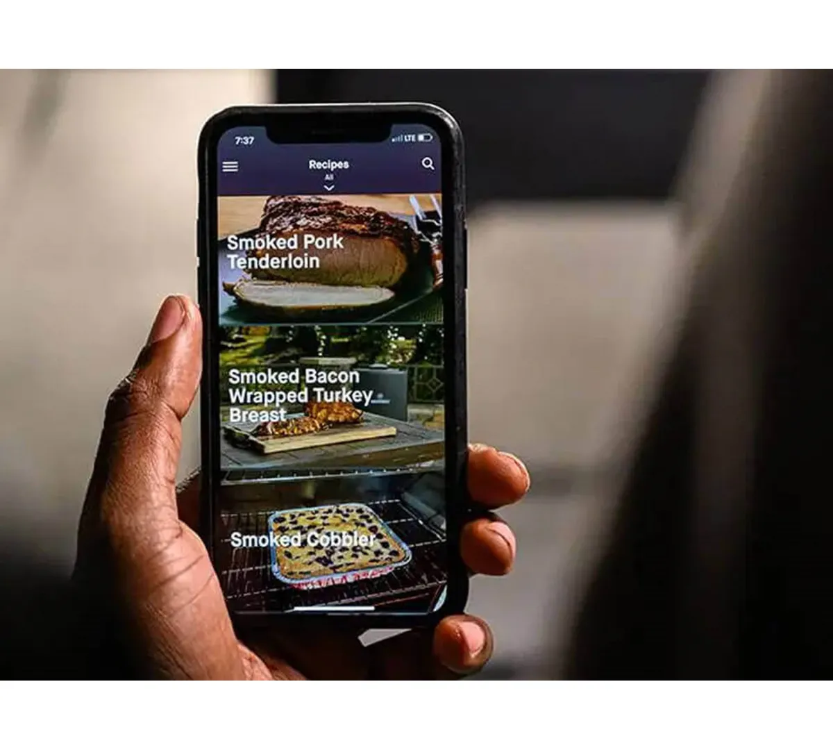 Masterbuilt Gravity Serisi 560 Dijital Kömürlü Smoker Barbekü